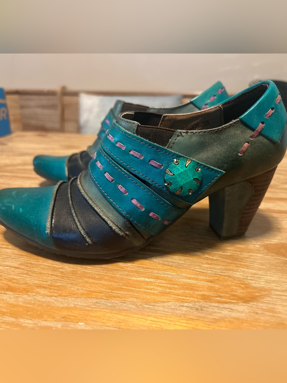 Spring Step Vintage Wondrous Artisan Ankle Boots - Picture 5 of 13
